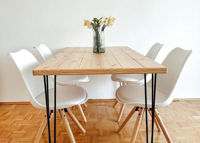 Das Schmiedhofer In * בלייבורג